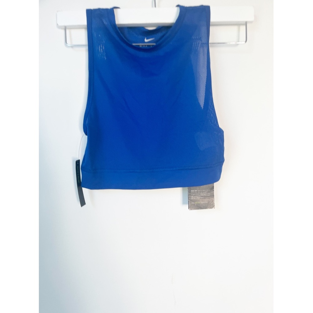 Woman’s Nike Dri Fit Mesh crop top. Size S